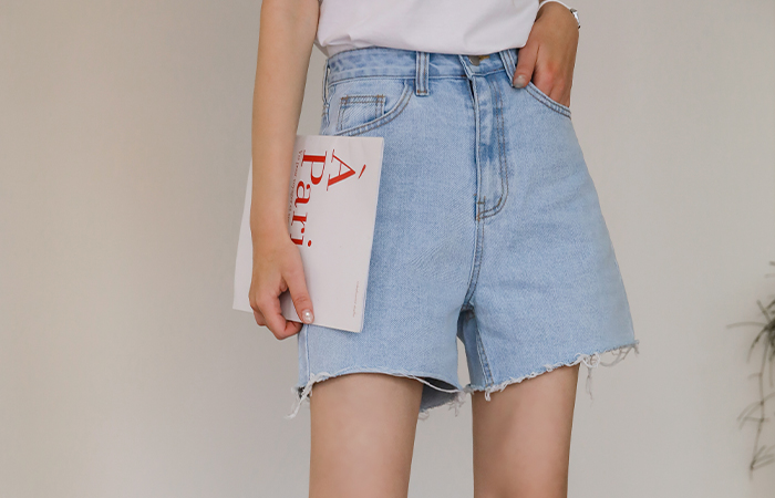 Damage Easy Cutting High-Waist short length Denim Pants