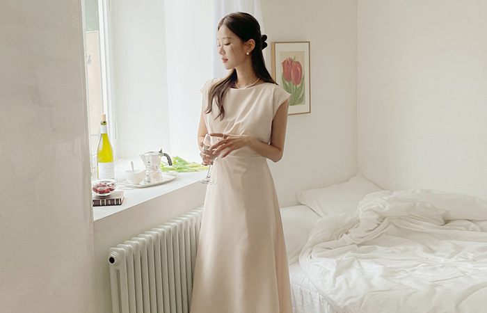 아뜰리에 여리넥 Side Shirring Long Dress