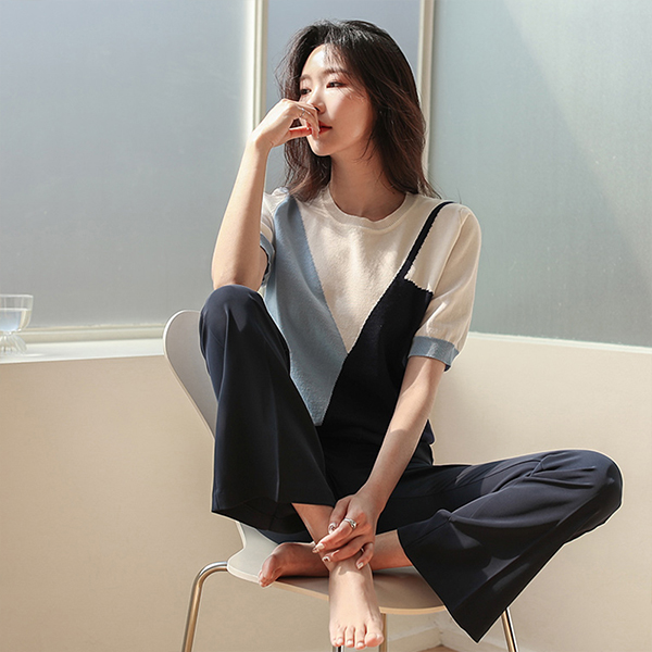 Oblique Vivid Color Mix Short Sleeves Knit T-shirt