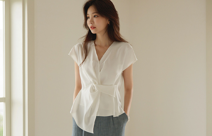 unbalance Knot Cap-Sleeves Blouse