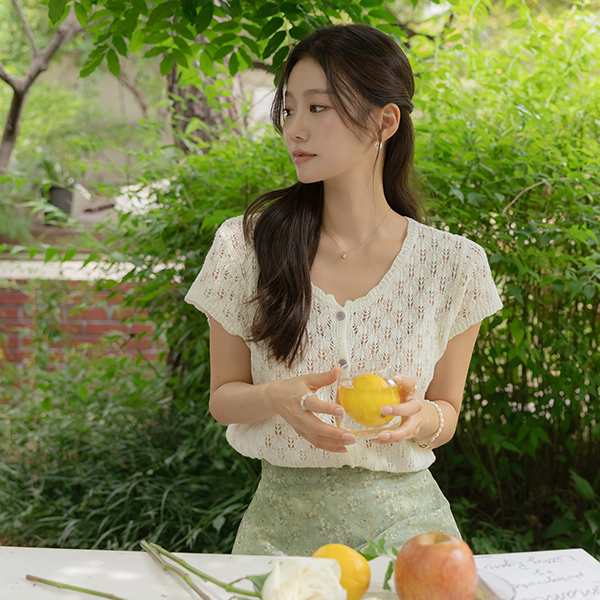 Lovely Punching Diamond Knit Cardigan