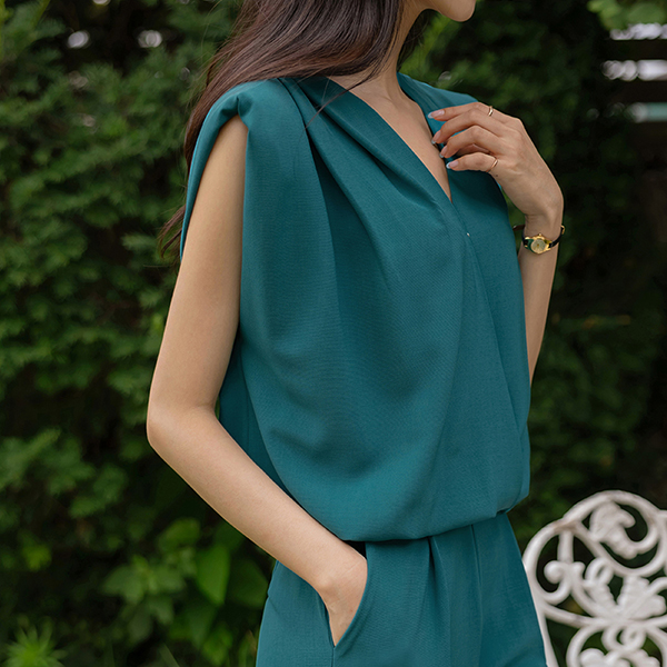 Mile Banding Sleeveless shirts Set-up Blouse