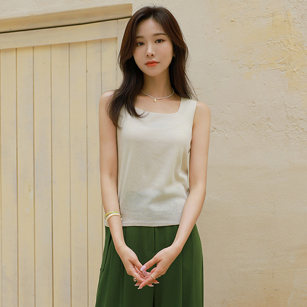 Cool Simple Square Sleeveless shirts Knit