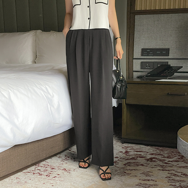 The Back Banding Slim Fit Slacks