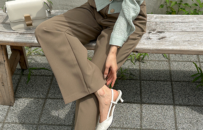 Classic Semi- wide fit Slacks