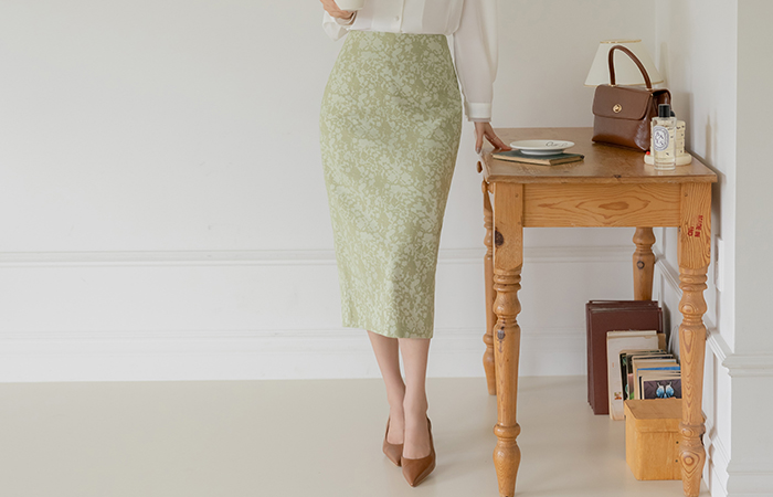 Grace Jacquard Patterns Span H-line Skirt