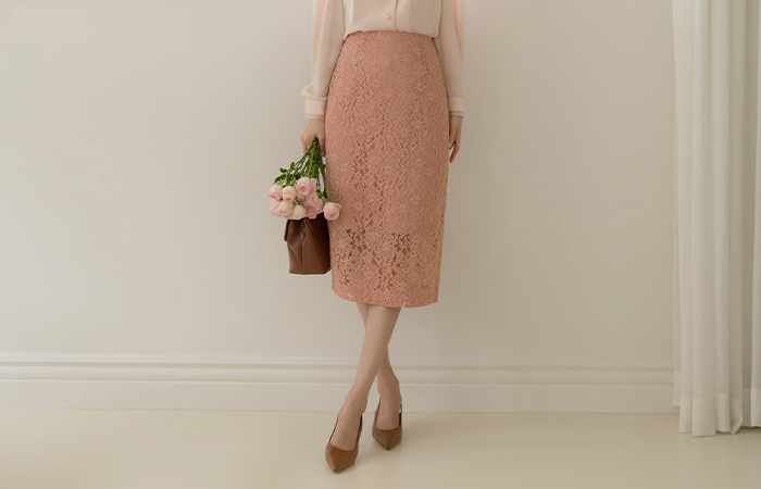 Anna Romantic Lace H-line Skirt