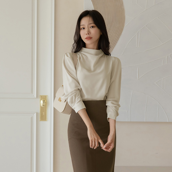 High-Neck Soft Unbalance Blouse