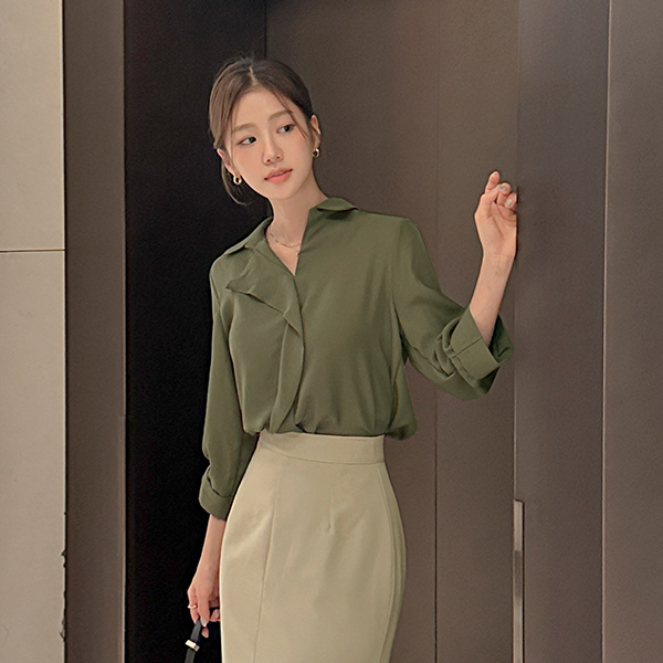 말리부 Ruffle Collar Roll-up Sleeves Blouse