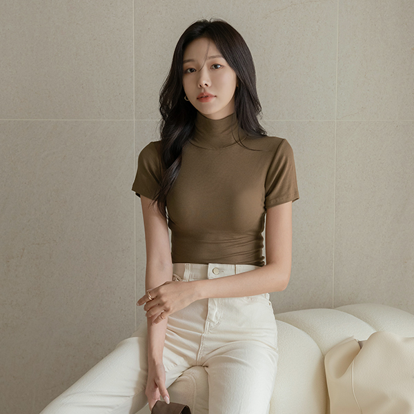 Half-Turtleneck Slim Fit Corduroy T-shirt