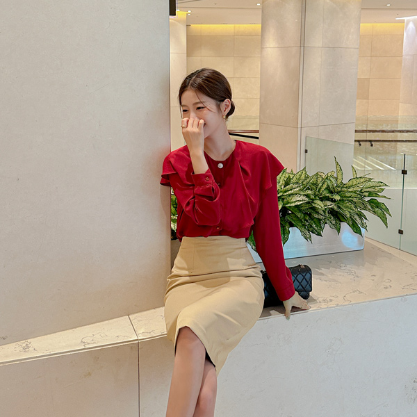 Cape Style Pearl 탑버튼 Blouse