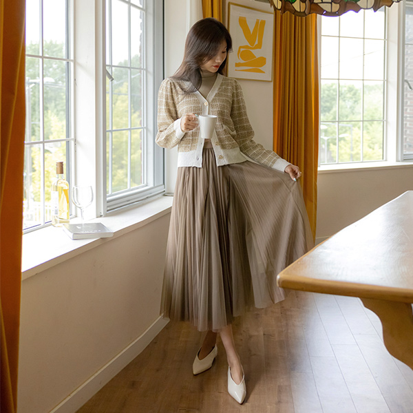 Center Front Vent Tulle Point Banding Pleats Skirt