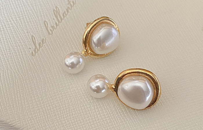 Gold Rounding Drop Pearl Earring