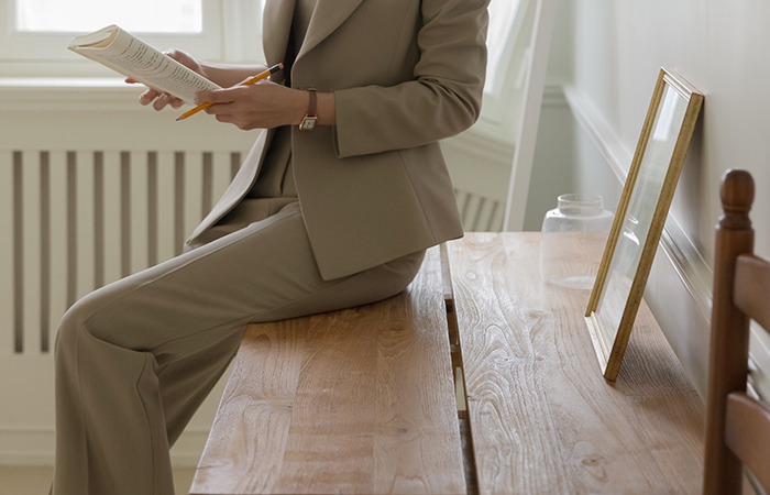 CHIC Celeb Boot-Cut Set-up Slacks