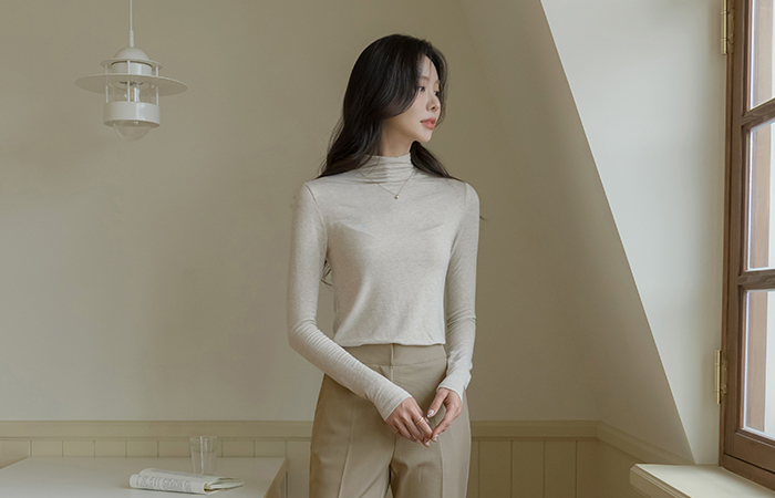 Creamy Wool Span Basic Turtleneck T-shirt