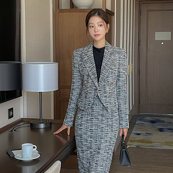 Swan Tweed Collar Set-up Jacket