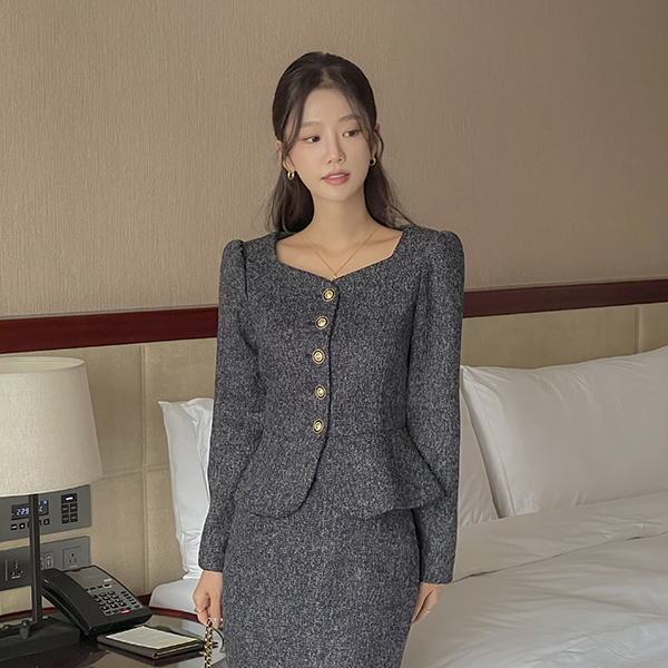 클레벨 Tweed Peplum Set-up Jacket