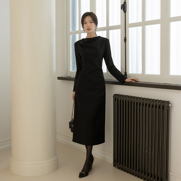 몸매 Correction 쫀득 Half-Neck Shirring Dress