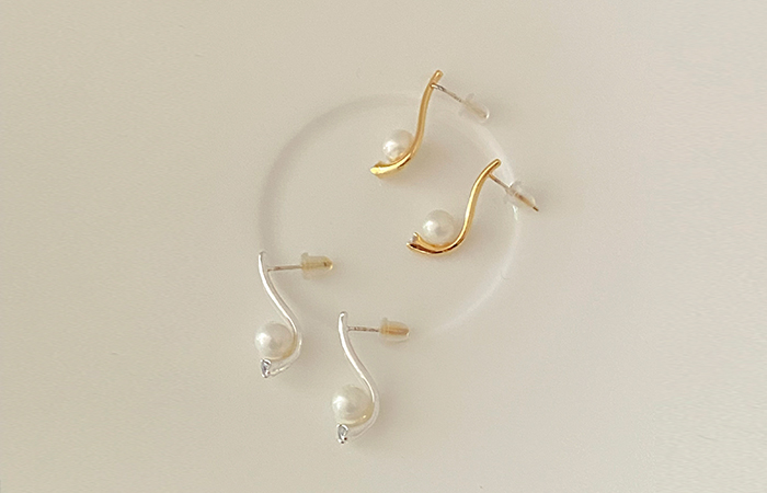 Water drop Mini Drop Pearl Earring