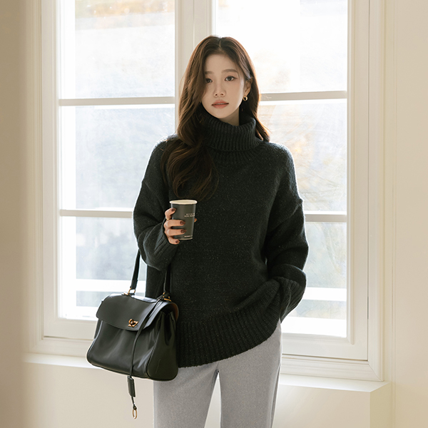 라라 Thick Cozy Turtleneck loose fit Knit