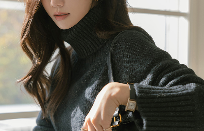 라라 Thick Cozy Turtleneck loose fit Knit