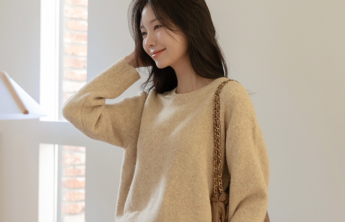 모나카 Soft Wool Raund neck Knit