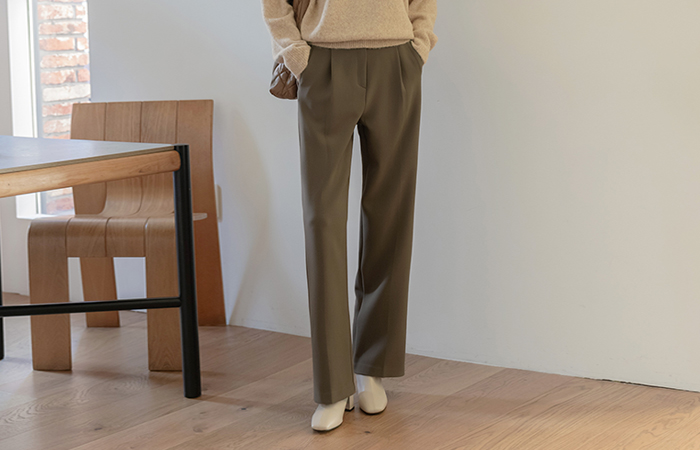 산타즈 Slim Fit Fleece Slacks