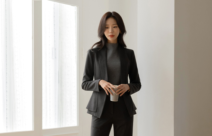 Formal No-collar Double Peplum Set-up Jacket