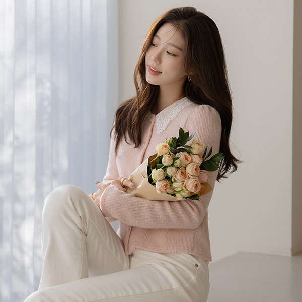 Rose Lace Collar Wool Puff Knit Cardigan