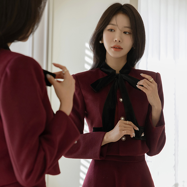 Rya Wool Tie Neck Quilting Set-up Jacket