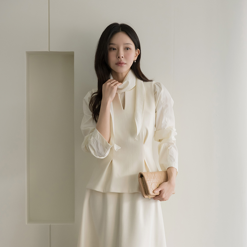 Anna Wool Fleece Vest Set-up Blouse(+Belt)