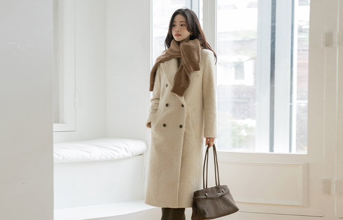 Polo Double-button Quilting Bouclé Long Coat