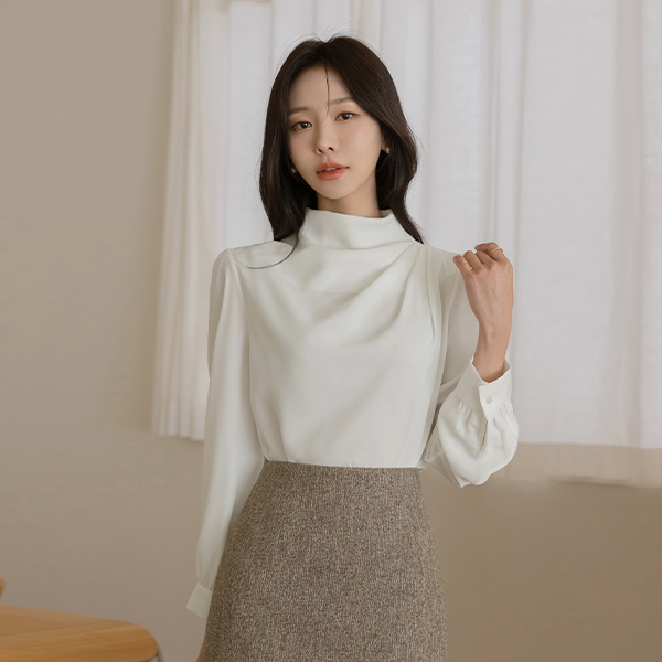 Graceful Turtleneck Shirring Neck Blouse