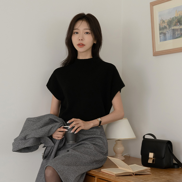 Wool100% Batwing Sleeves Half-Turtleneck Knit