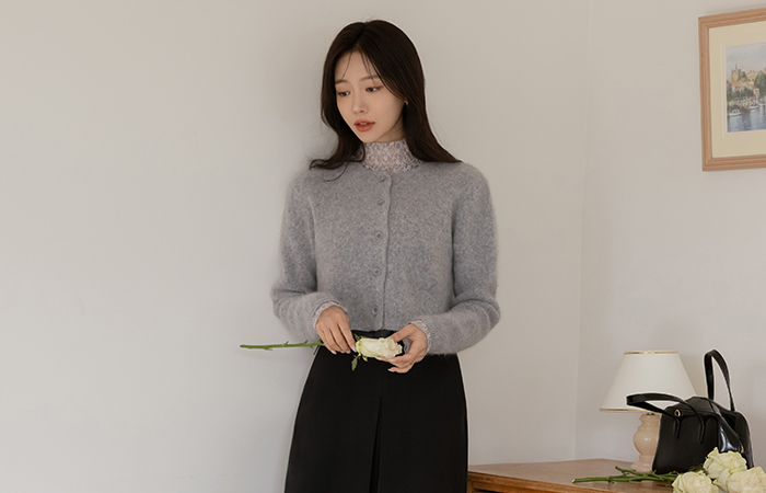 슈슈 Angora Semi- Crop Cardigan