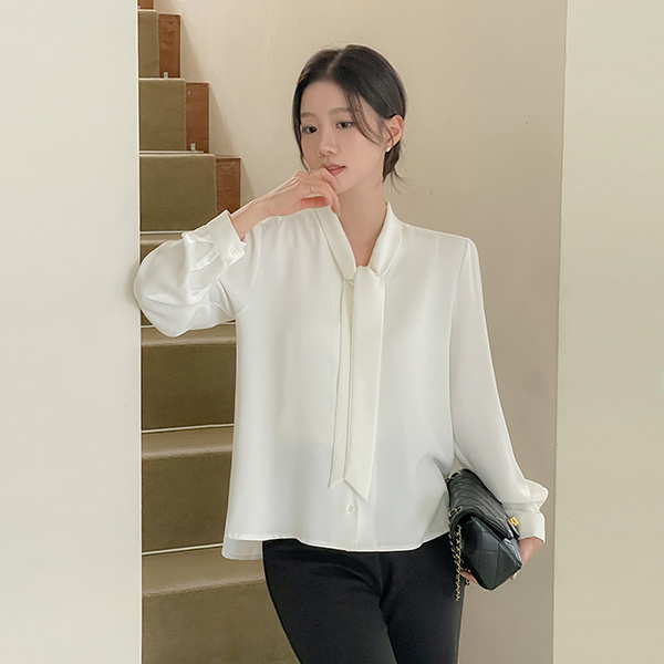 바넬 Unbalance Tie Blouse