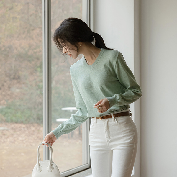 base Cashmere VNeck Color Knit