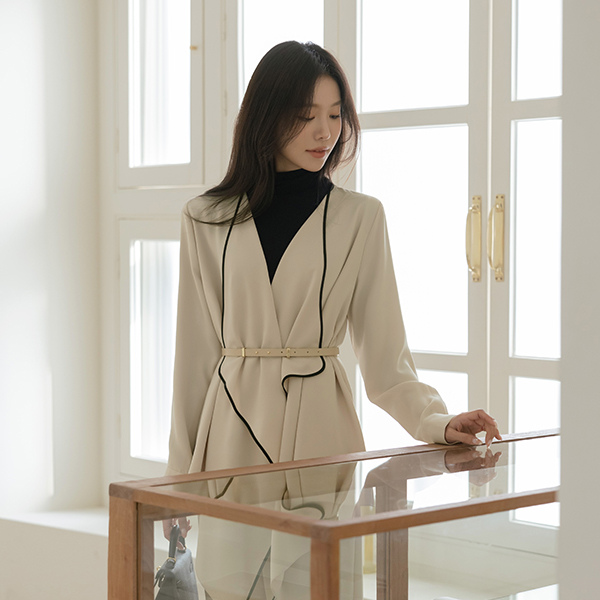 Elegance Color Combination Ruffle Soft Set-up Jacket(+Belt)