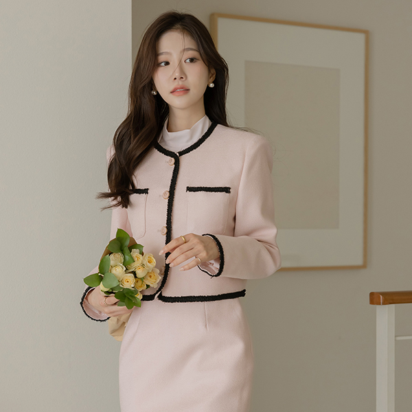 클라라 Tassel Color Combination Crop Set-up Jacket