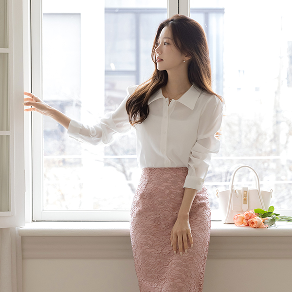 티니 Collar Standard Blouse