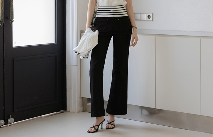 플로 Line Boot-Cut Cotton Pants