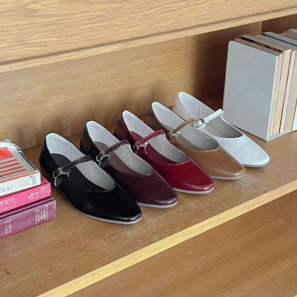 Pure Color Glossy Rounding Flat shoes