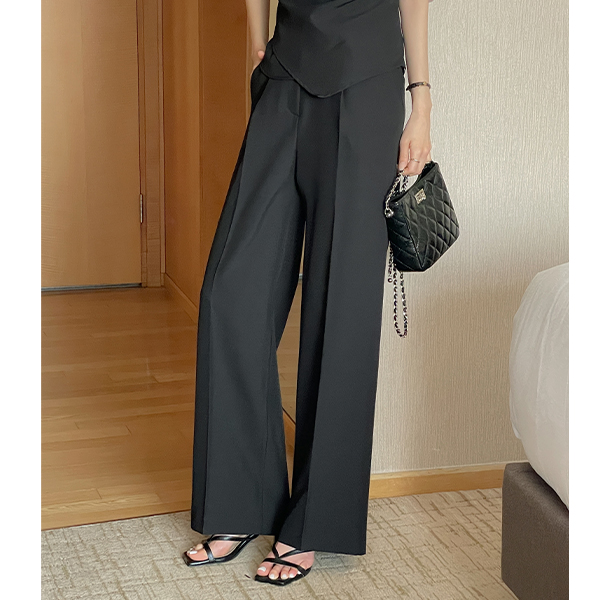 Merry wide fit Set-up Slacks