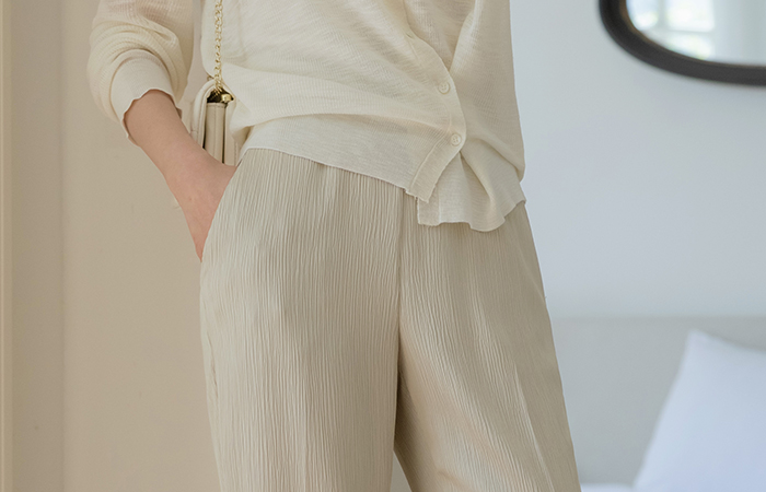 Wrinkle Glossy Banding Boot-Cut Pants