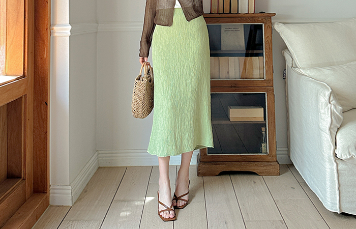 Soft Wave Wrinkle Skirt