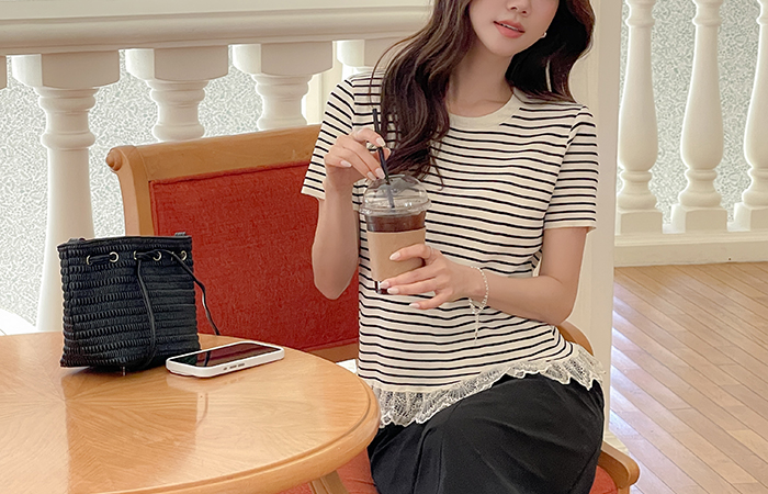 Stripe Lace Hems Short-sleeve T-shirt