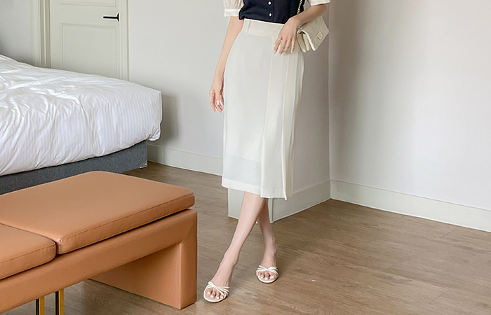 D-ring Side Pintuck Wrinkles H-line Skirt