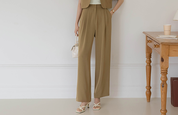 Summer Soft wide fit Banding Set-up Slacks
