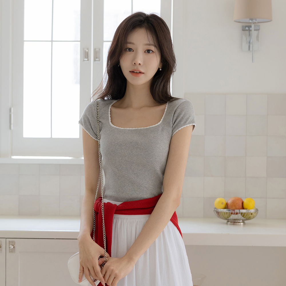 Lace Point 잔잔 Corduroy Square Neck T-shirt