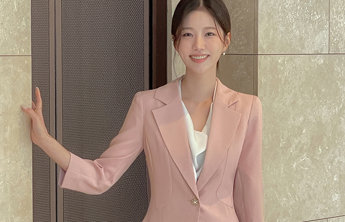Slim Line Set-up Peplum JacketⅡ